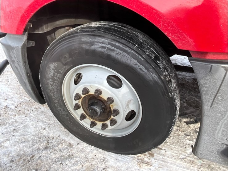 2019-international-lt-image-13