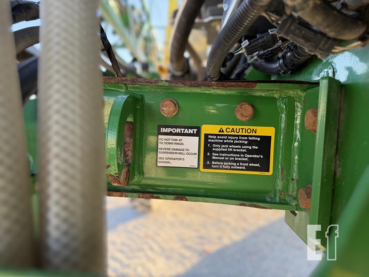 john-deere-r4038-image-24