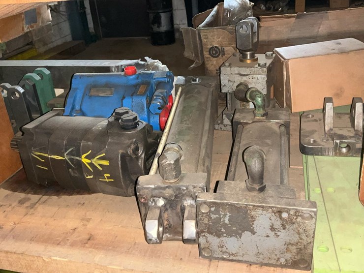 #526-•-hmc-carriage-parts-image-13