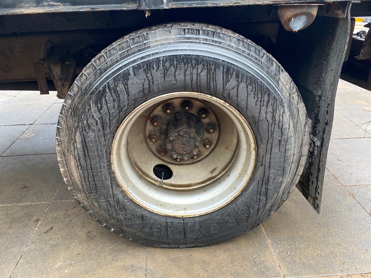 international-4700-image-22