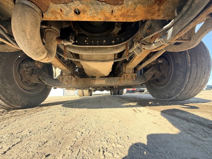 2017-international-prostar-image-79