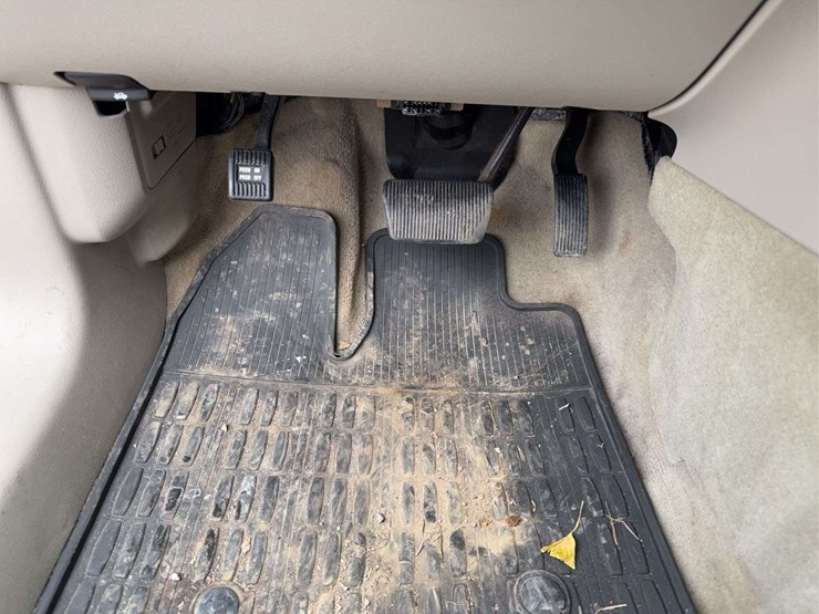 2012-lincoln-mkx-image-28