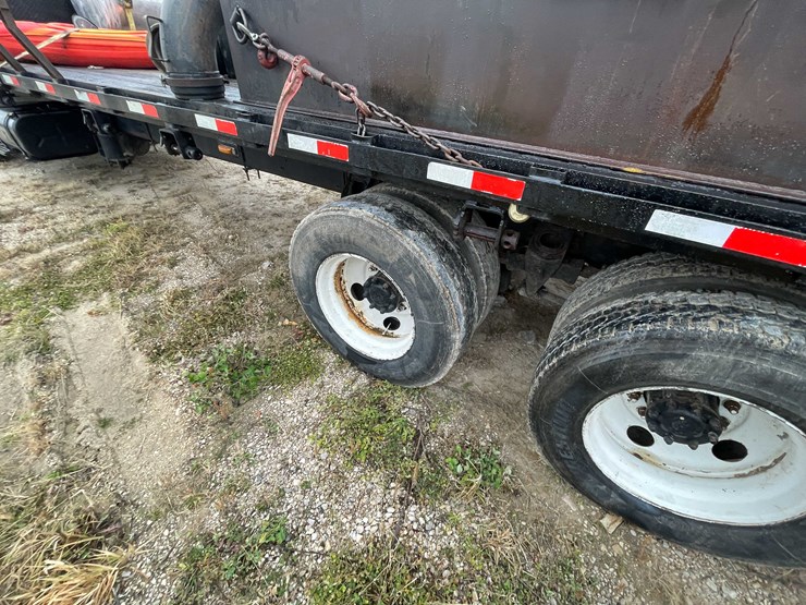 international-4900-image-46