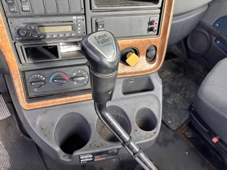 2009-international-prostar-image-26