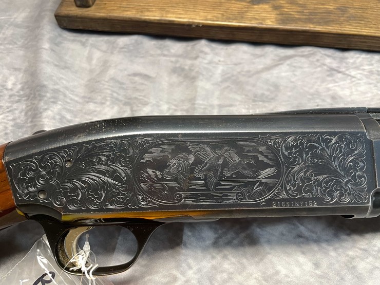 #2335-•-browning-bps-12-ga.-pump-action-shotgun,-sn:-21651ny152-image-8