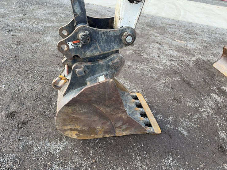 2016-bobcat-e85-image-49