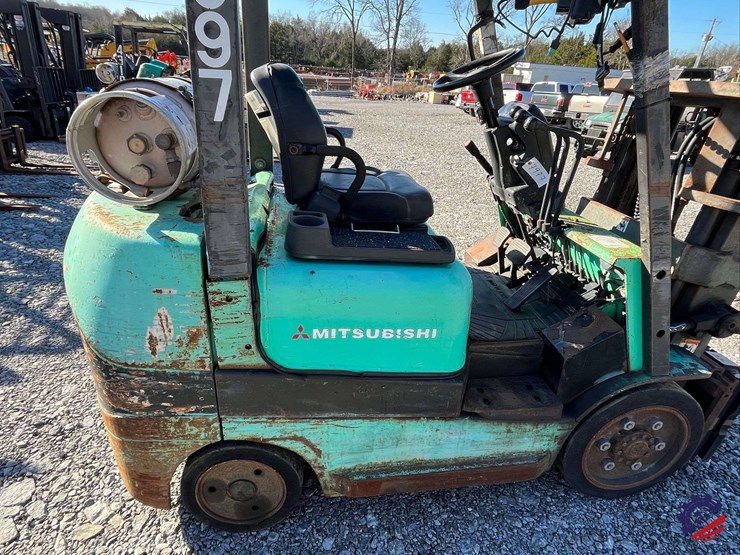 mitsubishi-fgc25k-image-21