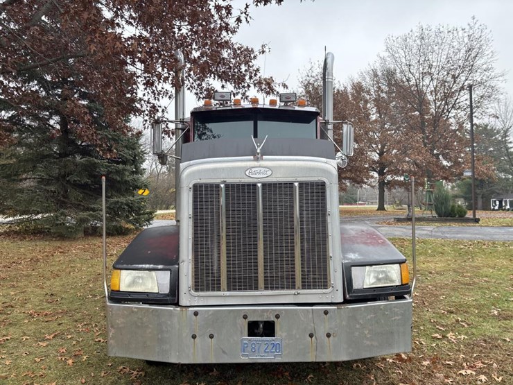 1988-peterbilt-377-image-6
