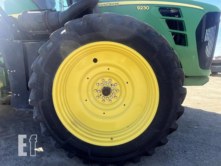 john-deere-9230-image-16