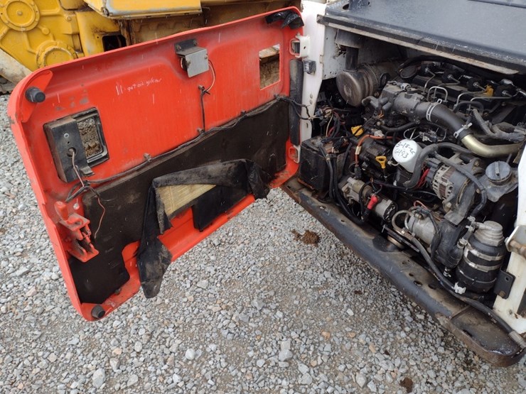 bobcat-s740-image-19