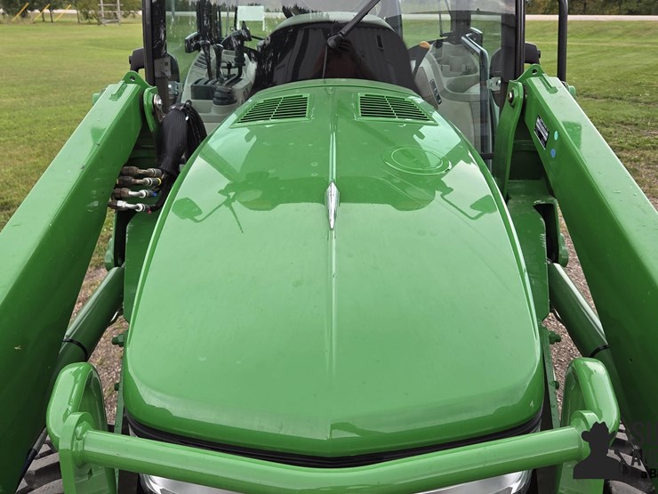 john-deere-4066r-image-15