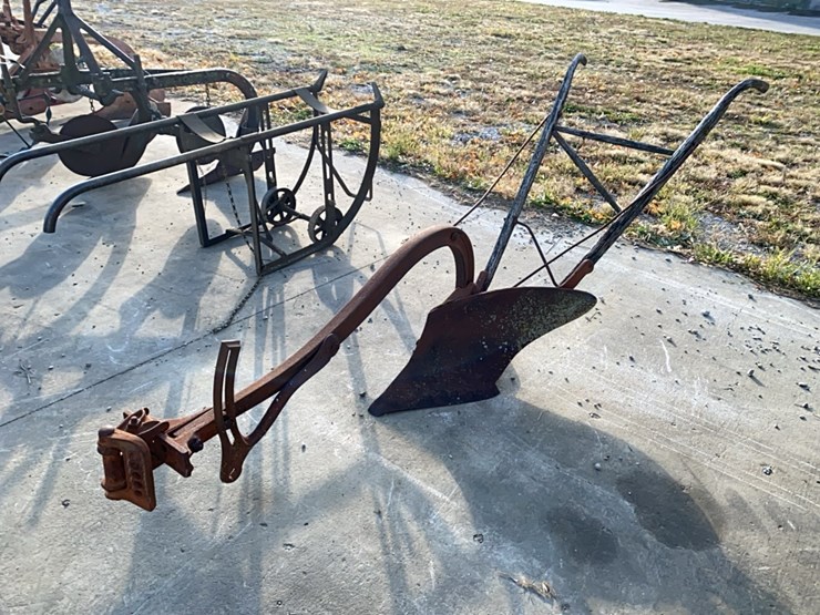 walking-plow-image-1