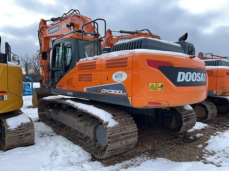2022-doosan-dx300-lc-5-image-14