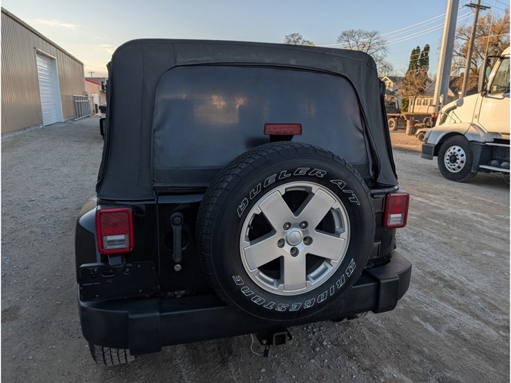 jeep-wrangler-image-8