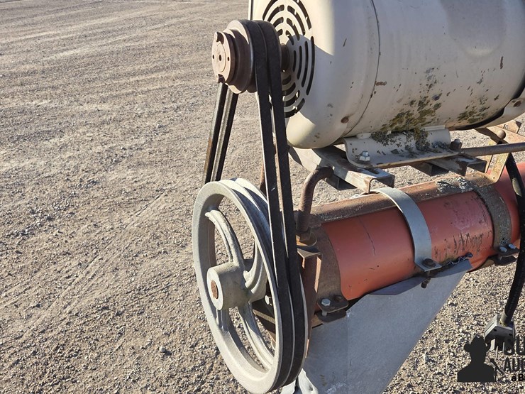 8"x42'-grain-auger-image-16