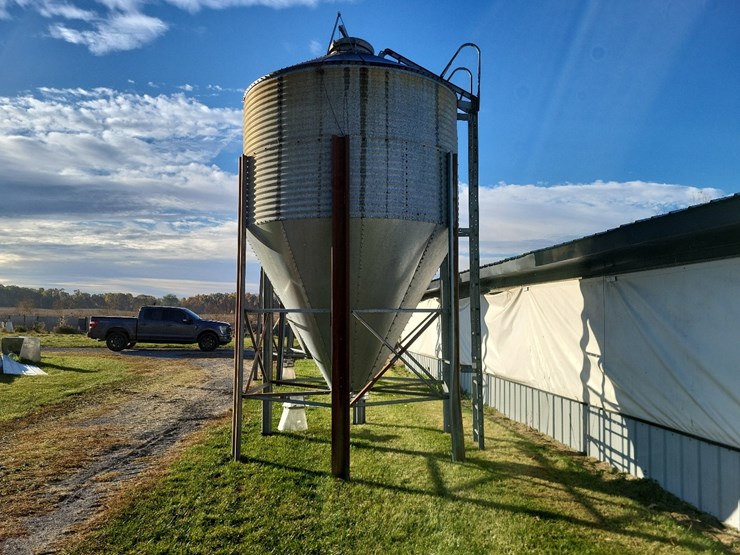 brock-12-ton-feed-bin-w/boot---bin-#6-image-4