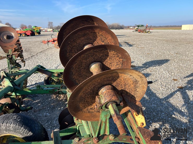 john-deere-18-image-10