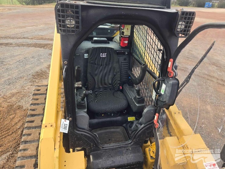 2020-cat-299d3-xe-skid-steer-image-15