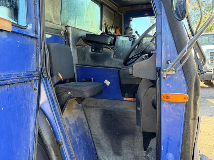 2016-mack-leu613-image-16