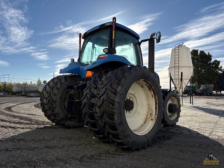new-holland-tg215-image-5