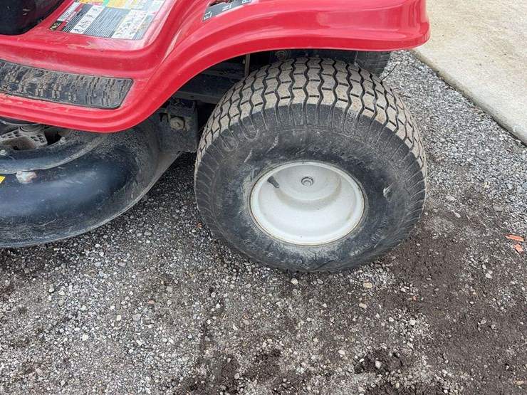 2019-troy-bilt-riding-mower-image-6