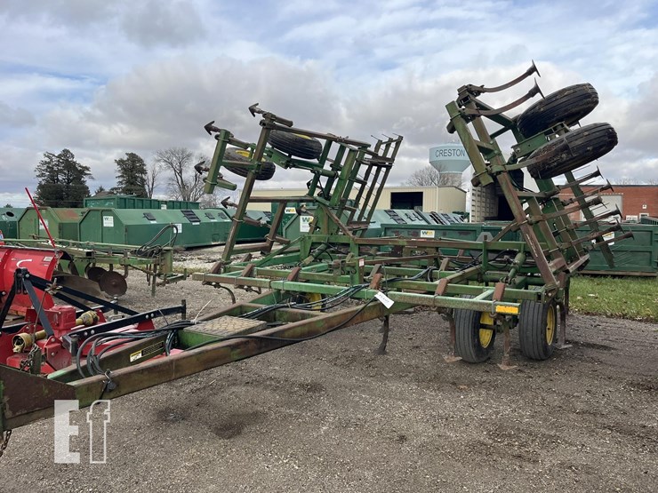 john-deere-960-image-1