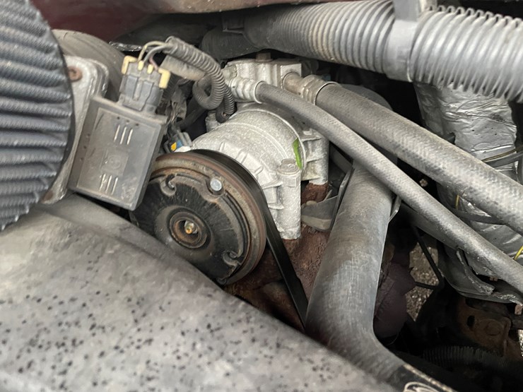 1999-chevy-3500-image-42