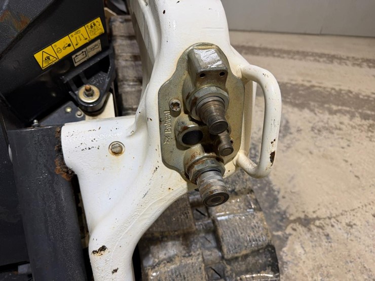 2022-bobcat-t62-image-11