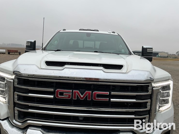2022-gmc-sierra-2500-image-11