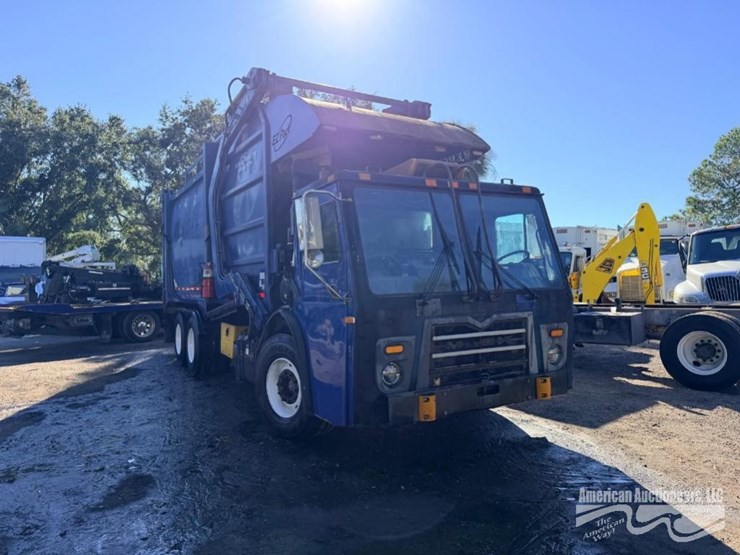 2016-mack-leu613-image-9