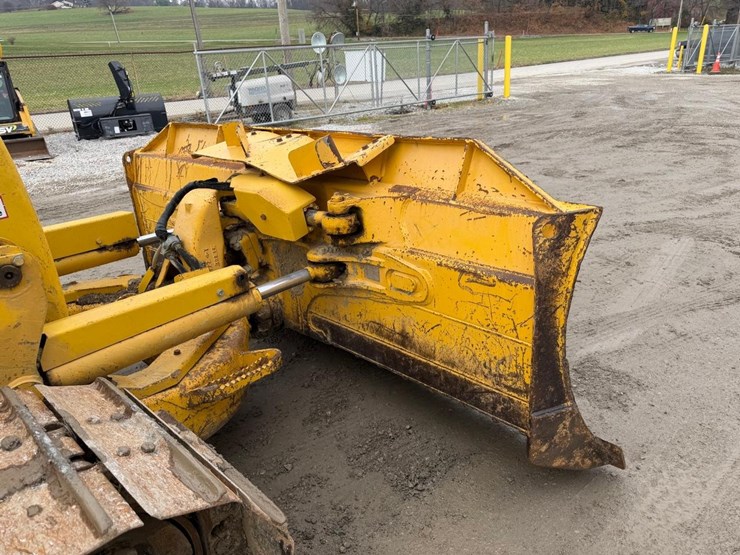 2015-komatsu-d51ex-22-image-26