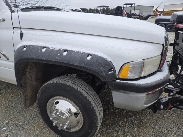 dodge-ram-3500-image-10