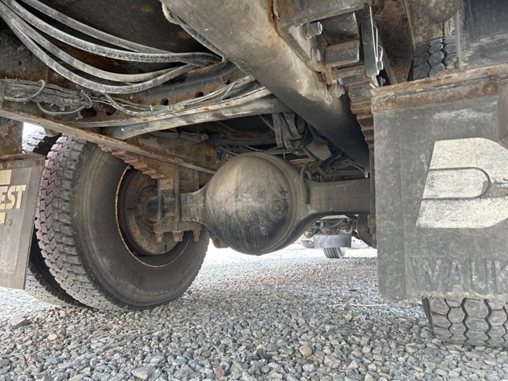 international-4000-image-70