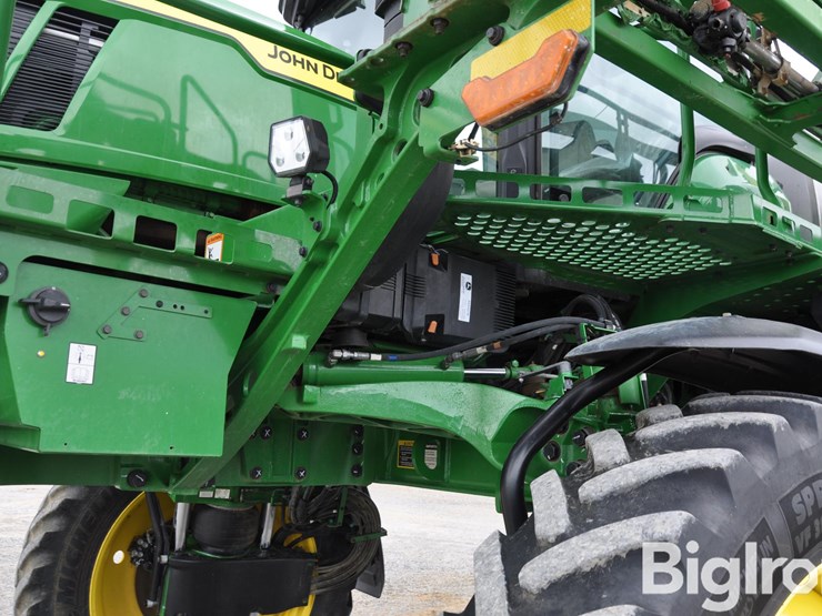 2023-john-deere-412r-image-15