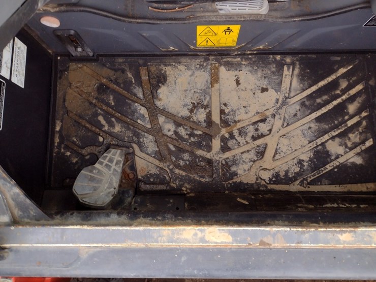 kubota-svl65-2-image-12