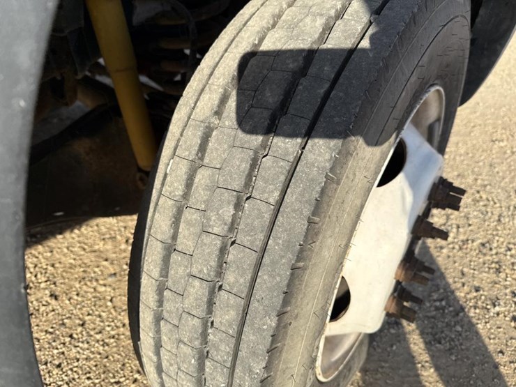 2006-ford-f550-image-82