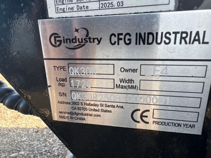 new-cfg-industry-co-mini-excavator-model-qk30r-image-5