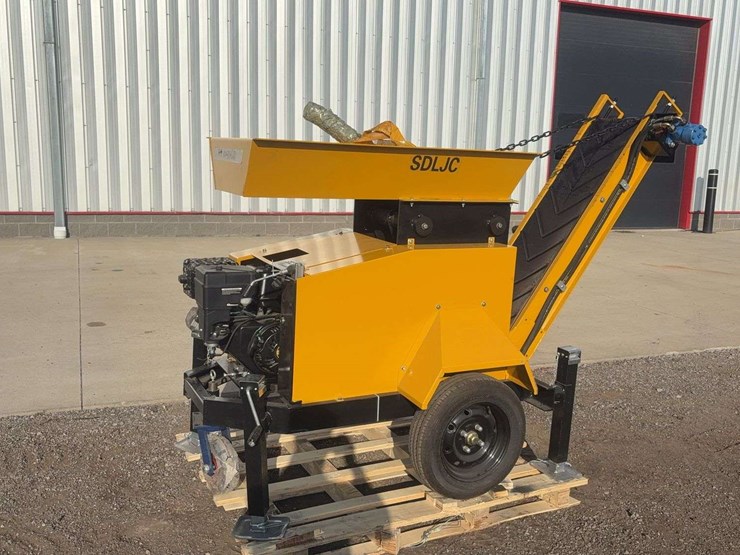 sdljc-trailed-crusher-image-1