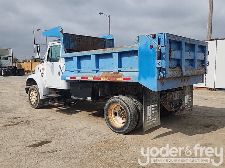 international-4700-image-3