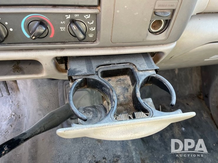 ford-f550-xl-image-52