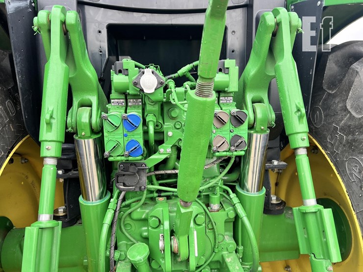 john-deere-6140r-image-25