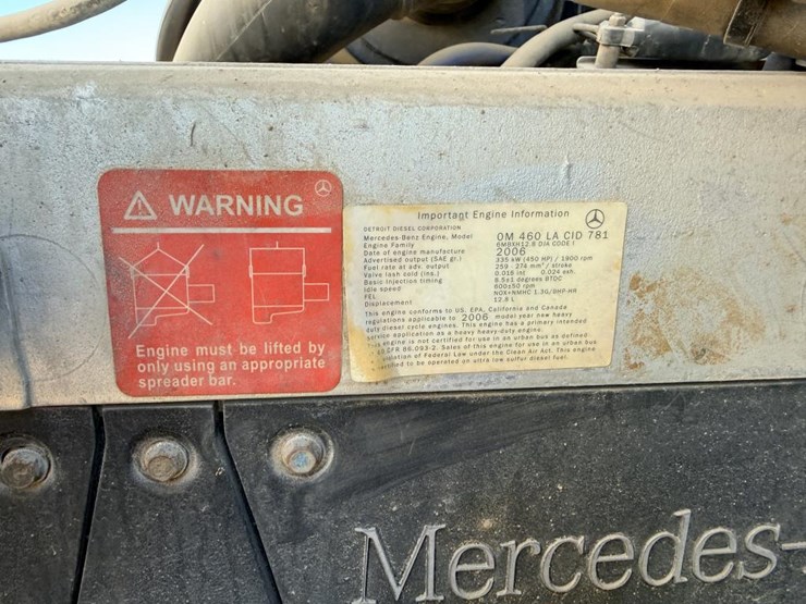 2007-freightliner-columbia-120-image-39