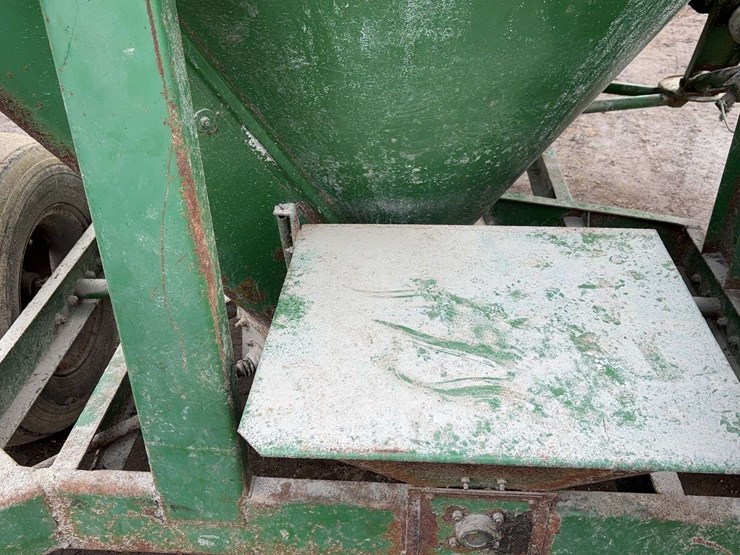 john-deere-400-image-23