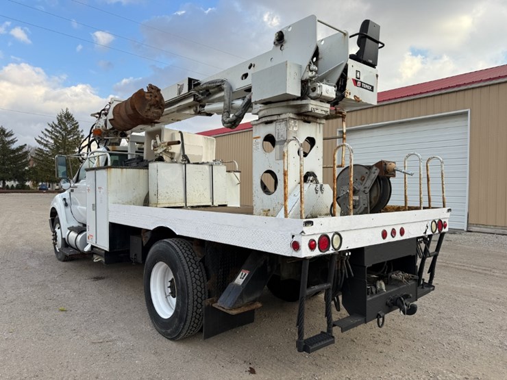 2013-ford-f750-image-5