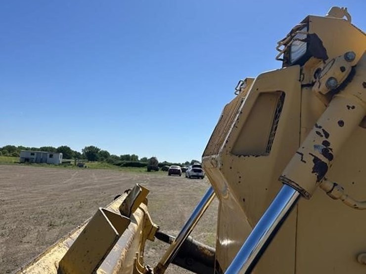 komatsu-d65ex-12-image-48