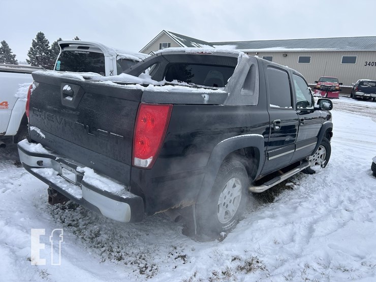 2005-chevrolet-avalanche-1500-image-9