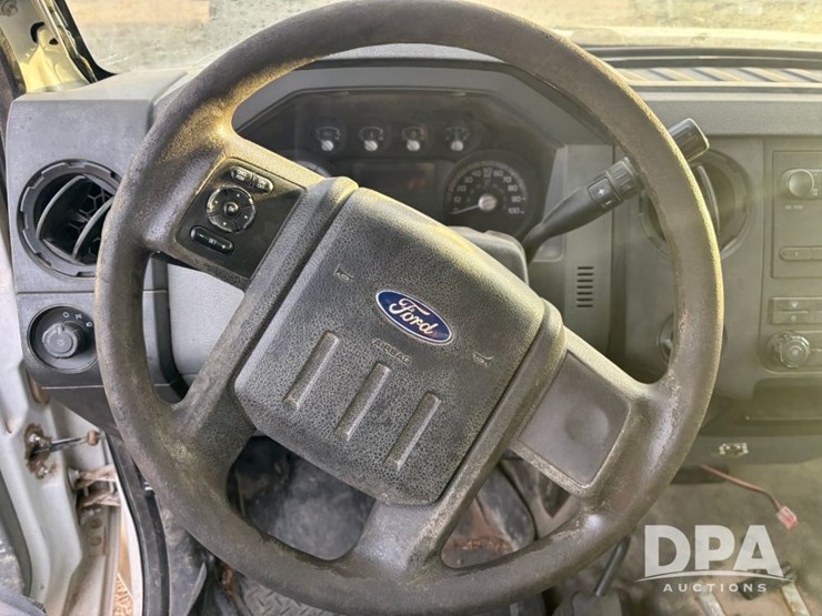 ford-f250-xl-image-60