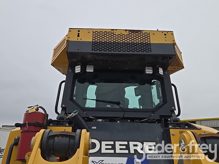 2019-deere-850l-lgp-image-143