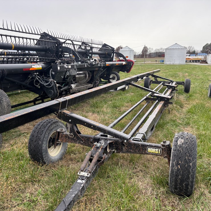 #1539 • Horst 40 ft all wheel steer