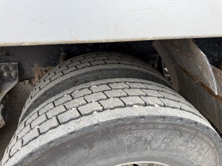 2014-kenworth-t800-image-65